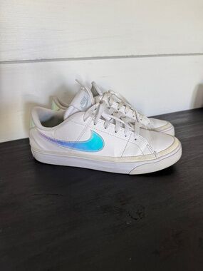 Nike court legacy Sneakers with Iridescent Swoosh